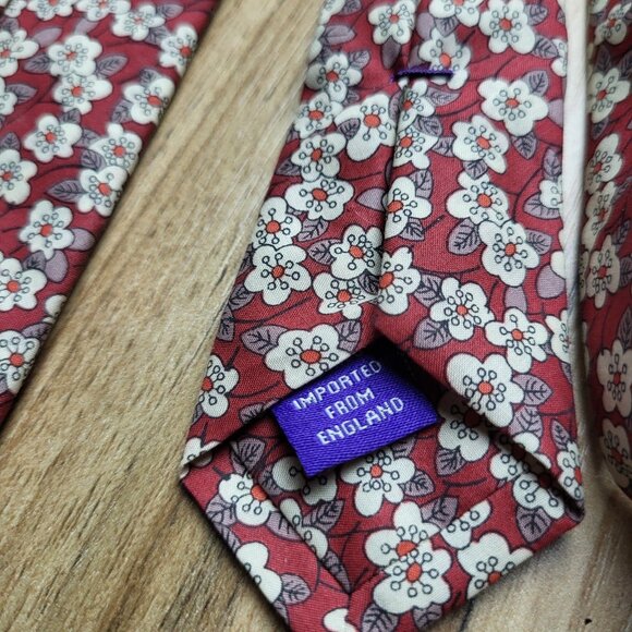 Trumbull Rhodes New England Silk Floral Tie - Picture 3 of 4